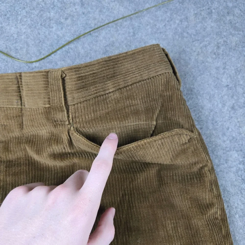Vintage Levi's Sta-Prest Slacks Young Men 34x30 Brown Corduroy Pants Flare 70s